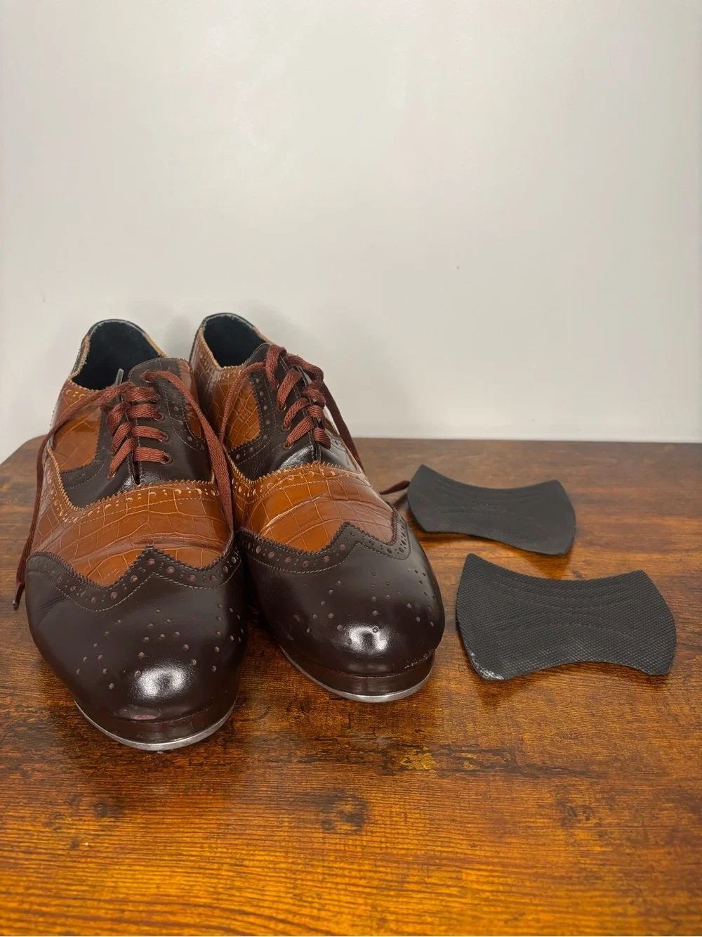 Miller & Ben Two-Tone Brown Wingtip Oxfords Tapshoes